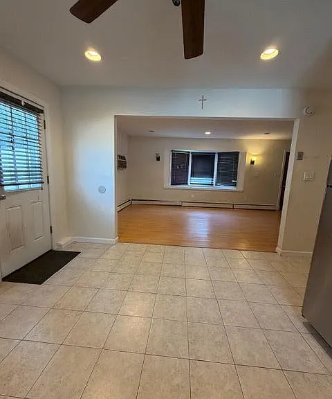 3173 Roxbury Ln — Photo 7