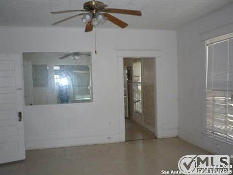 3rd image of 118 Dunning Ave