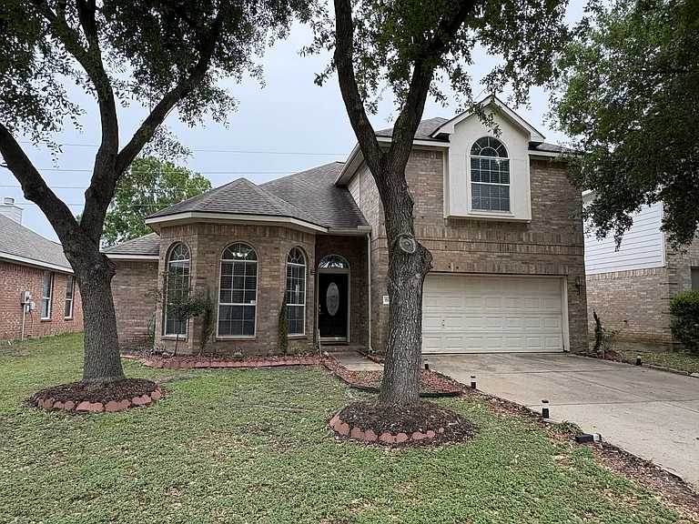 6038 Heathmoor Ln — Photo 3