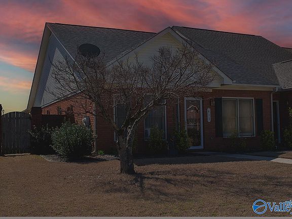 2nd image of 413 Bromwich St SW