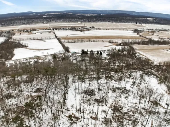 140 Stine Ln, Mc Alisterville, PA 17049