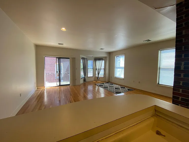 42 Worcester Sq #7 — Photo 12