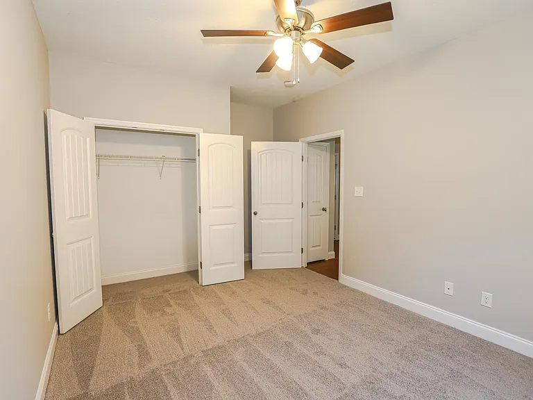 4453 Galway Dr — Photo 23