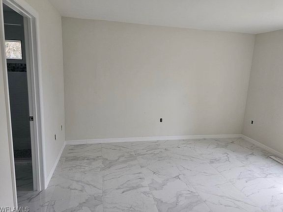 4th image of 4713 26th St SW #4713