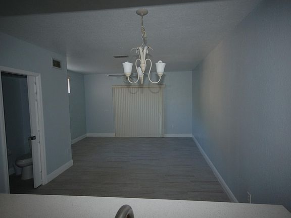 3rd image of 4115 Plantation Cove Dr