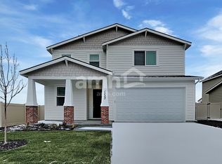 1020 S Woodsome Ave, Kuna, ID 83634