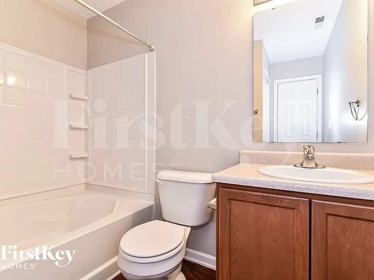 673 Loon Ln — Photo 8