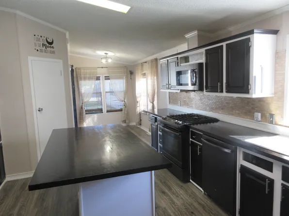 43371 Colonial Dr #117, Clinton Township, MI 48036