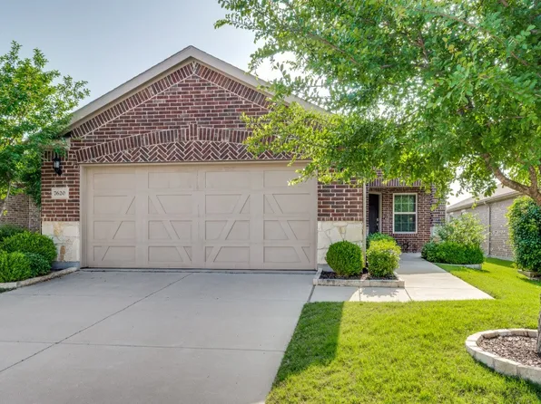 7620 Parade Dr, Aubrey, TX 76227