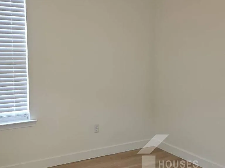 69 Greensboro Ct — Photo 14