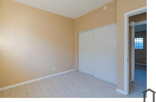 11124 S Normandie Ave #6 — Photo 5