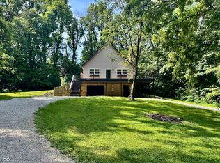 1970 Colonial Dr, Martinsville, IN 46151