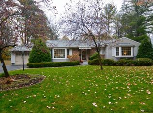 57 Paxwood Rd, Delmar, NY 12054