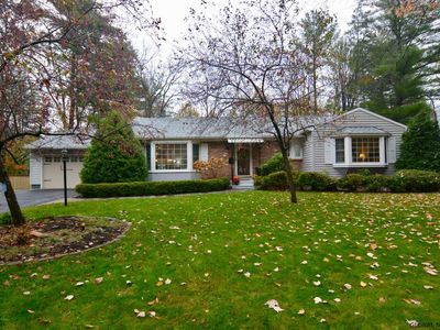 57 Paxwood Rd, Delmar, NY, 12054