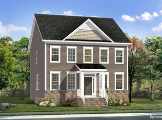 228 Holly Springs Dr, Charles Town, WV