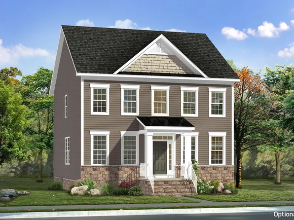 228 Holly Springs Dr, Charles Town, WV 25414