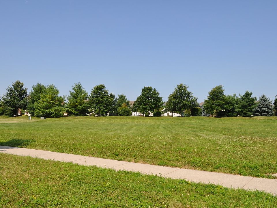 1st image of 25104 W Old Oak Ln
