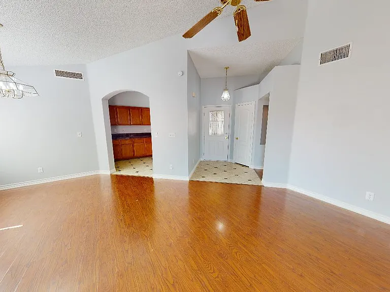 6624 Silver Penny Ave — Photo 17