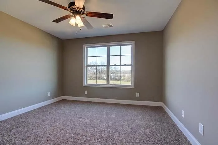 1019 Barnhill Rd — Photo 8