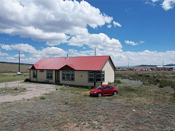 3rd image of 1309 Meadow Drive