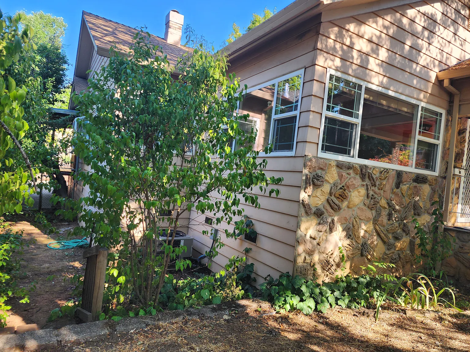 4 bed, 1707 sqft, $2,475 — Photo 4