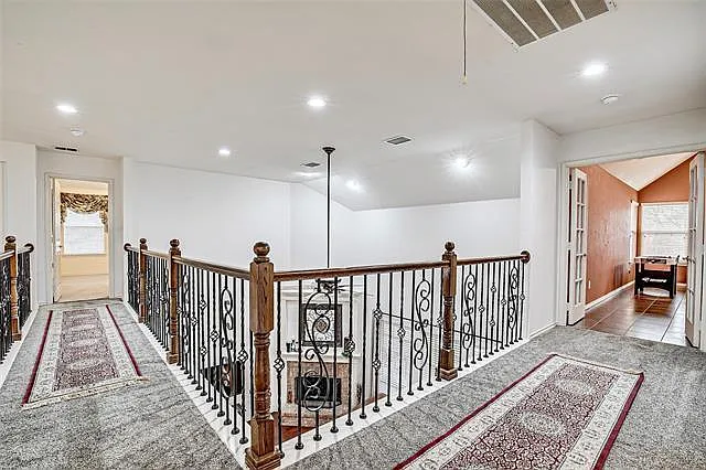 2986 Hillingdon Dr — Photo 17