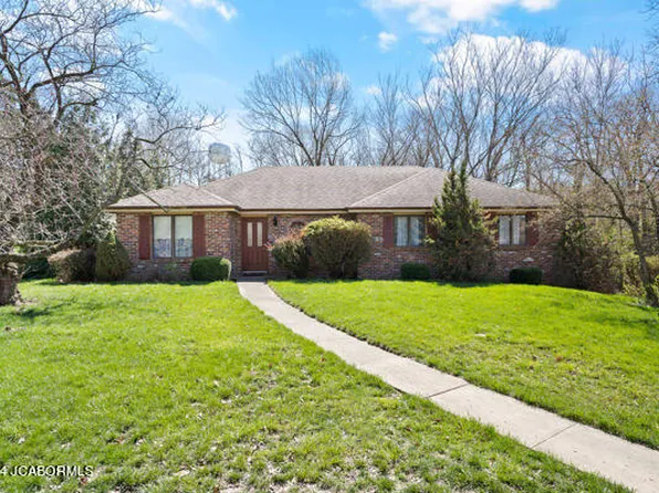 2303 Plymouth Rock Dr, Jefferson City, MO 65109