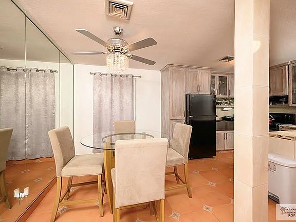 4th image of 706-1 Continental Dr #706-1