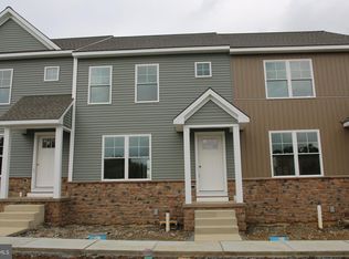 47 Coastal Ave #24, Ephrata, PA 17522