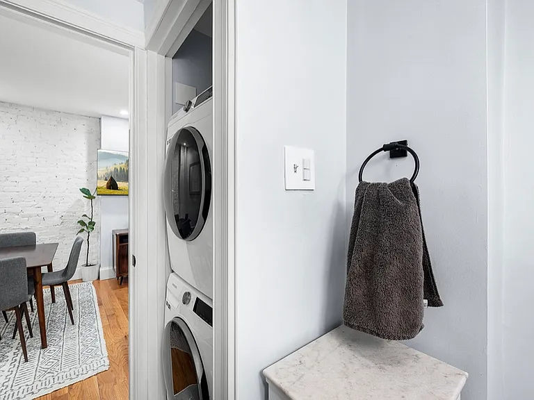 25 Clark St #3 — Photo 7
