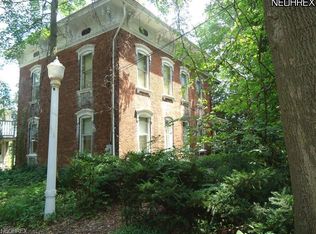 4175 S Arlington Rd, Uniontown, OH 44685