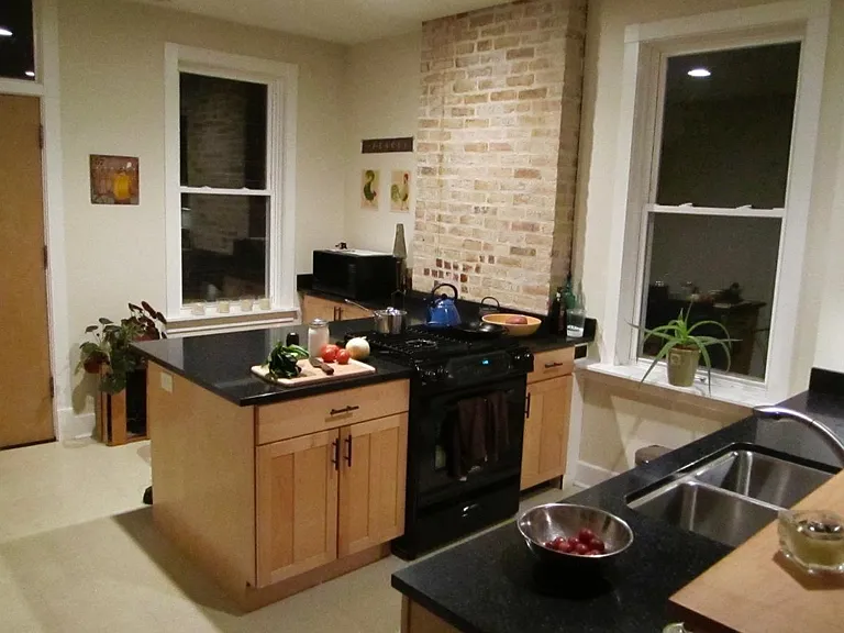 1222 N Damen Ave #3 — Photo 7