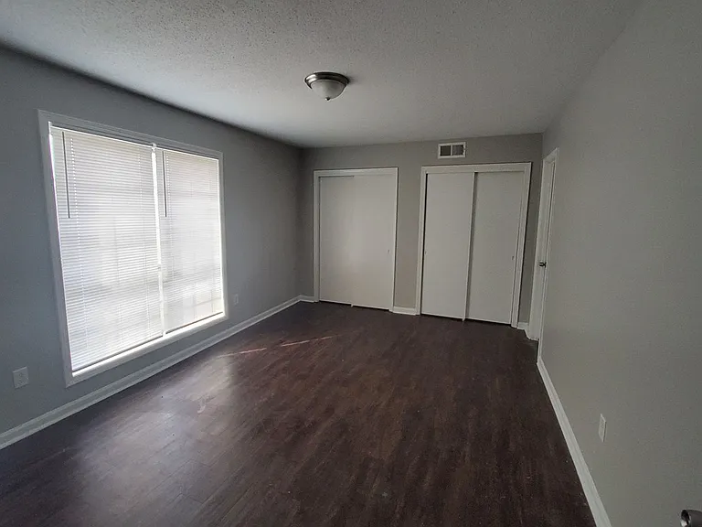 3760 Saint Elmo Ave — Photo 15