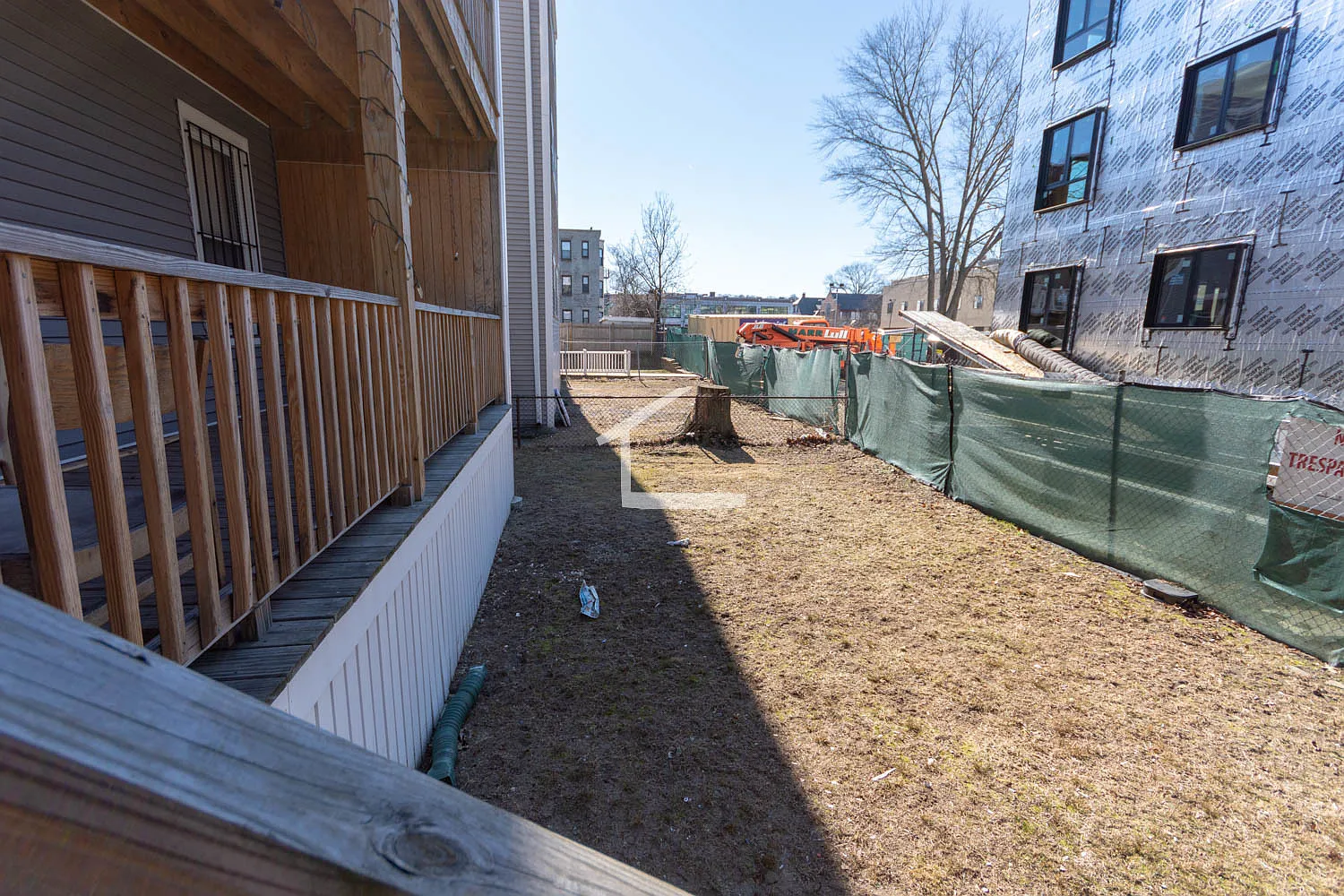 3 bed, 1100 sqft, $3,750 — Photo 3