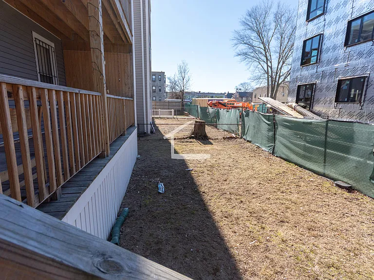 5 Gardner Ter #2 — Photo 3