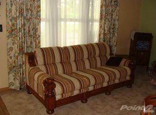 2470 N Farm Road 199, Strafford, MO 65757