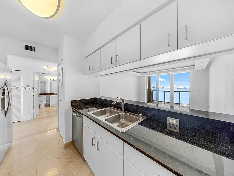 1625 Kennedy Cswy #1004D — Photo 18