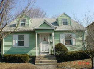 63 Jenness St, Springfield, MA 01104