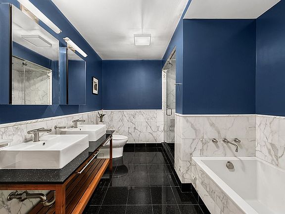 5th image of 148 22nd St Unit 12