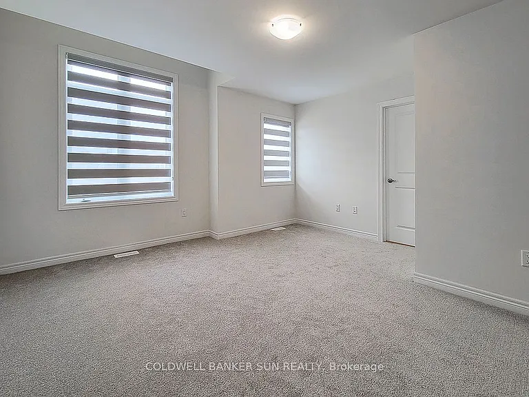 82 Pinot Cres — Photo 12