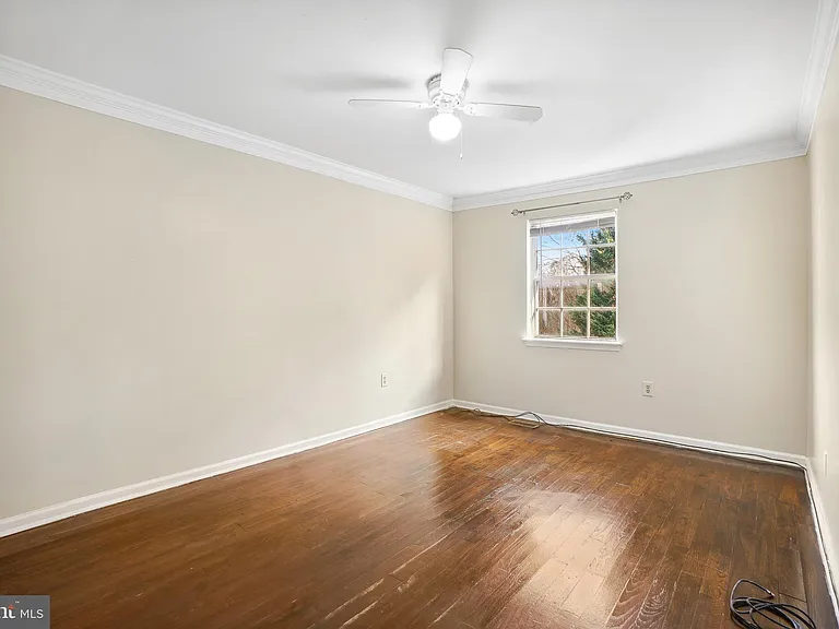 9063 Congress Pl — Photo 13