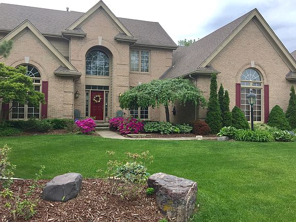 5th image of 39905 Woodside Dr N #55