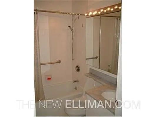 Rented by Douglas Elliman | media 16