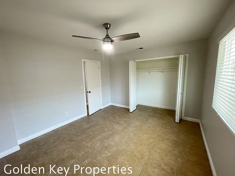 2715 Madison St #1 — Photo 12