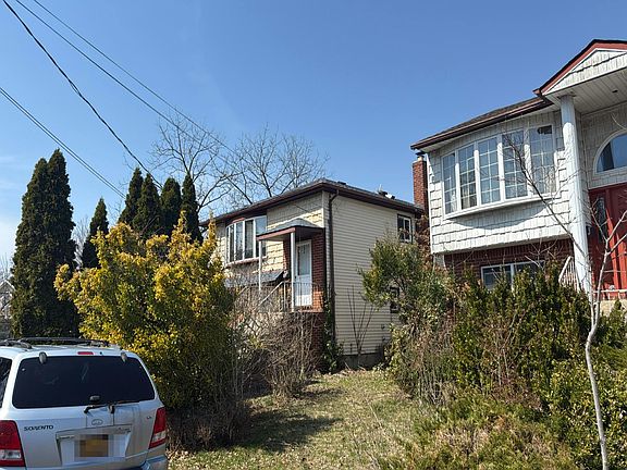 5th image of 2957 Curtis Pl