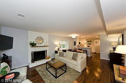 3rd image of 1585 S Barton St #31