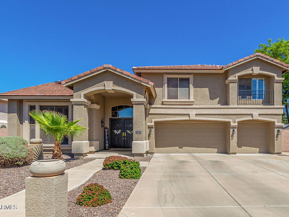 1st image of 1588 E CANYON Way