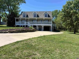 1216 N Seminole Dr, Saint Marys, KS 66536