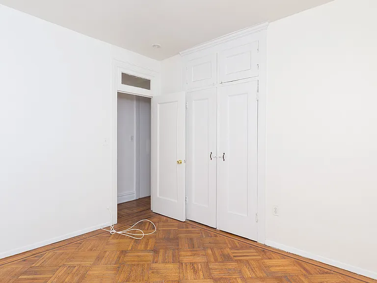 250 Washington Ave #D2 — Photo 6