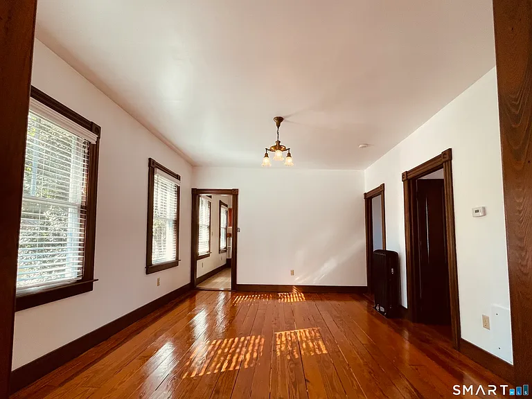 39 Pearl St #2 — Photo 9